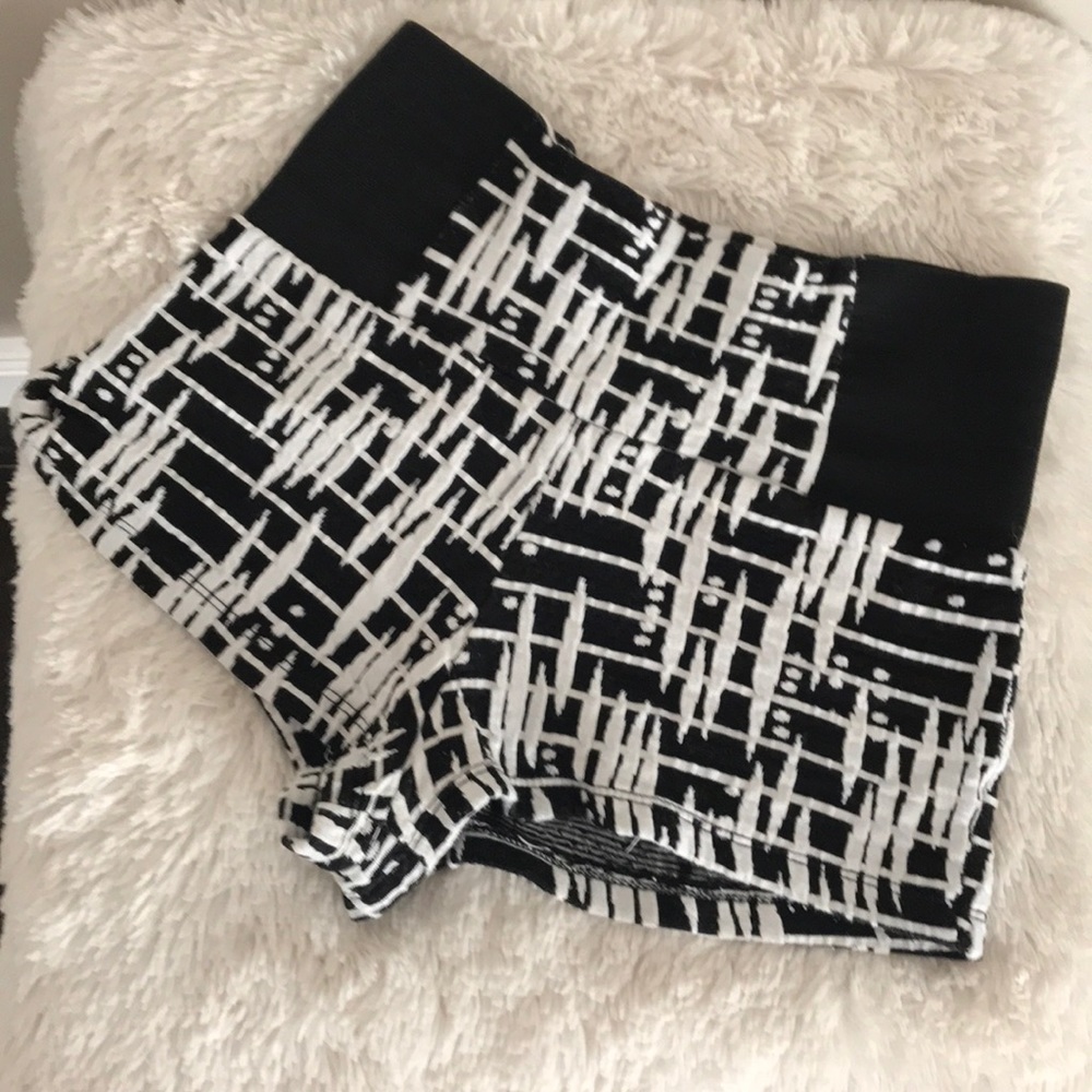 Spunky shorts